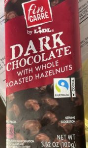 fin CARRE Dunkle Schokolade mit ganzen Haselnüssen — MS Bhai Bhai Enterprise