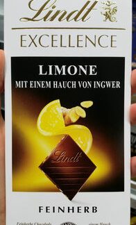 Lindt & Sprüngli Lindt chocolate negro Limon con Gengibre con amandes — MS Bhai Bhai Enterprise