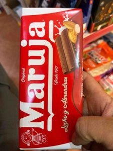 Maruja Chocolate con leche y almendras — MS Bhai Bhai Enterprise